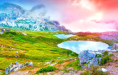 Alpine Lakes Jigsaw Puzzle