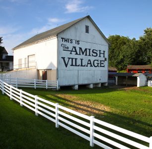 Amish Barn Jigsaw Puzzle