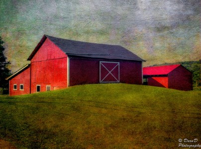 Barn on a Knoll Jigsaw Puzzle