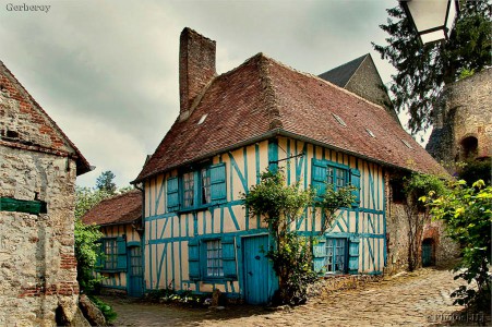 Blue Timber House Jigsaw Puzzle