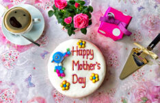 Cake for Mom