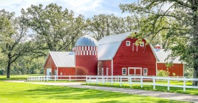 Chisago Barn