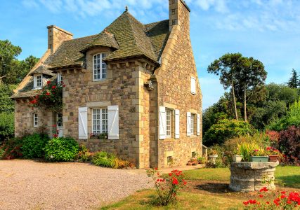 Country House Jigsaw Puzzle