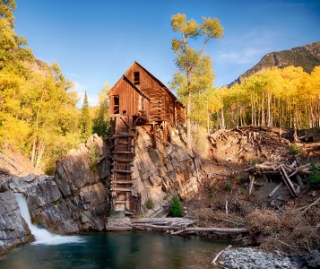 Crystal Mill Jigsaw Puzzle
