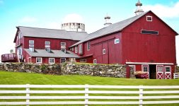 Farmhouse Barn