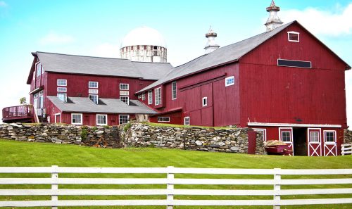 Farmhouse Barn Jigsaw Puzzle