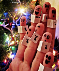 Finger Christmas Carolers Jigsaw Puzzle