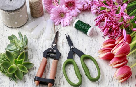 Florist Table Jigsaw Puzzle