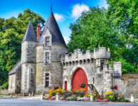 French Castle Gate Jigsaw Puzzle