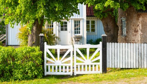 Front Yard Gate Jigsaw Puzzle