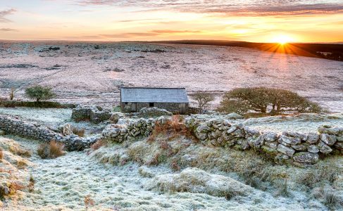 Frosty Vale Jigsaw Puzzle