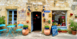 Garden Pottery Shop