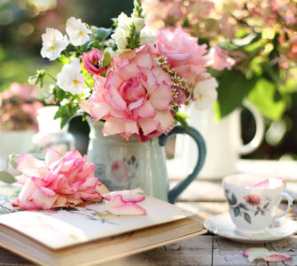 Garden Roses Jigsaw Puzzle