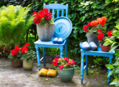 Garden Setting Jigsaw Puzzle