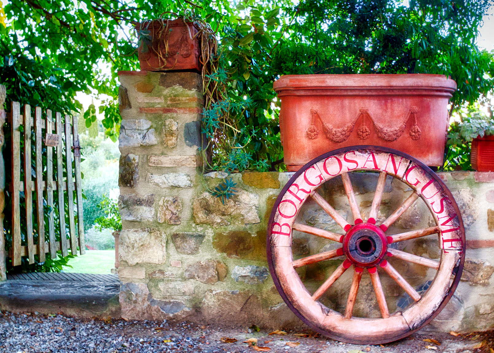 Gate and wheel jigsaw puzzle