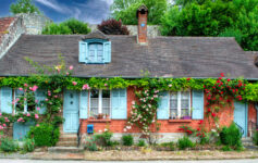 Gerberoy Rose Cottage Jigsaw Puzzle