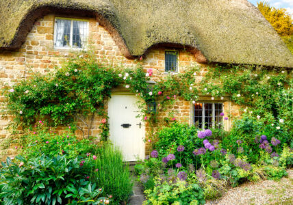 Great Tew Cottage Jigsaw Puzzle