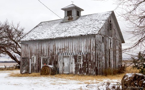 Guthrie Barn Jigsaw Puzzle