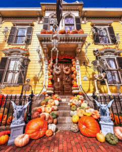 Halloween House Jigsaw Puzzle Halloween House Jigsaw Puzzle