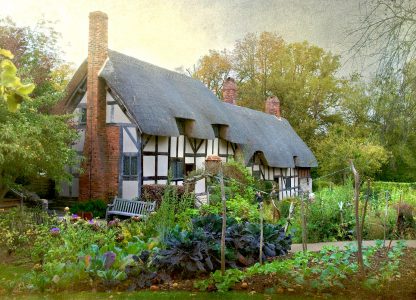 Hathaway Cottage Jigsaw Puzzle