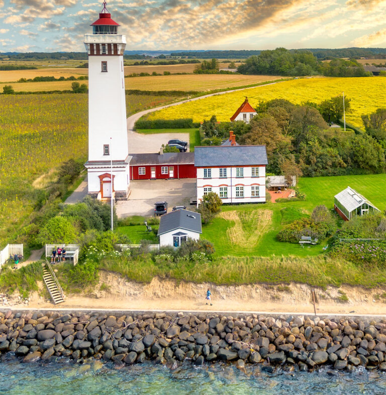Helnæs Lighthouse Jigsaw Puzzle