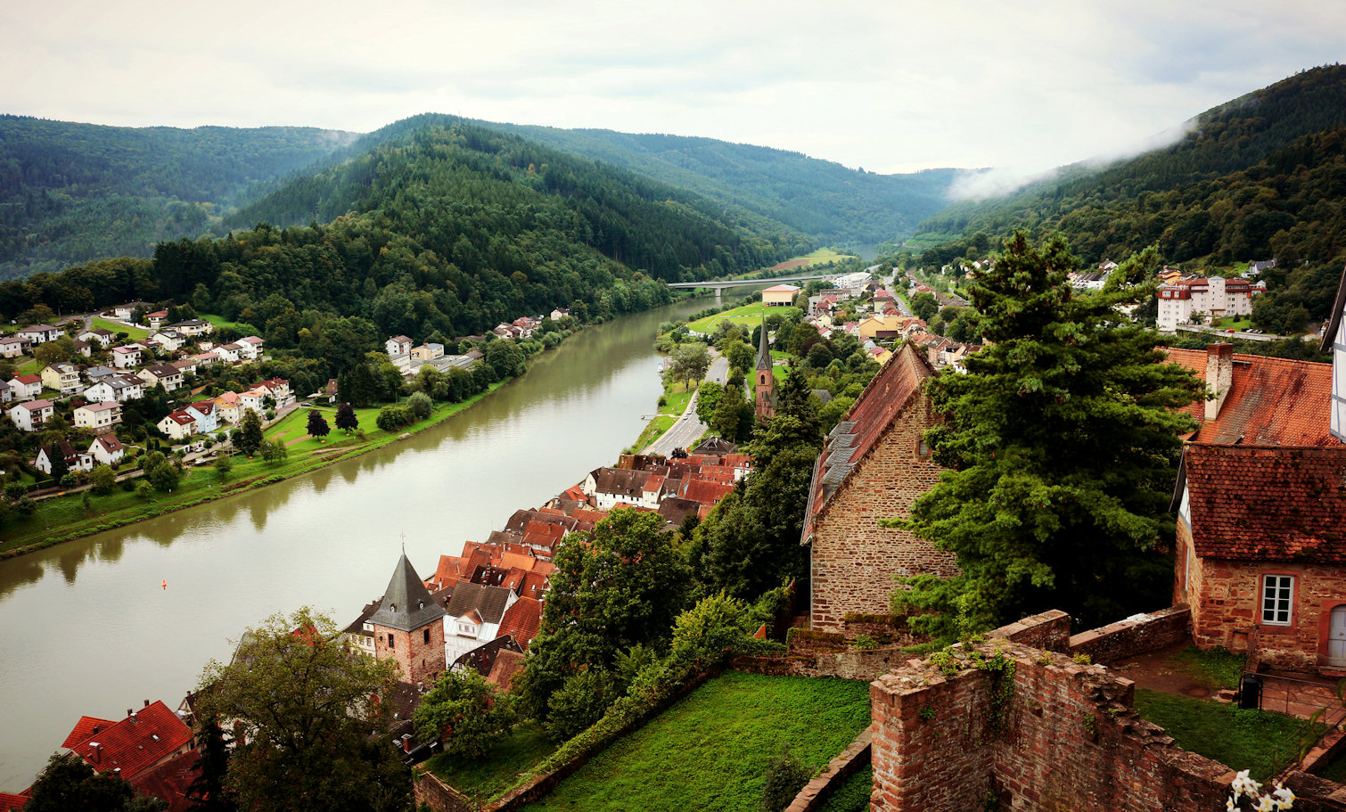 Гессен Германия. Земля Гессен в Германии. Гессен Германия природа. Долина Неккар Германия. Природные особенности германии