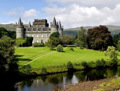 Inveraray Castle Jigsaw Puzzle