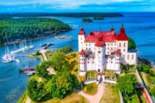 Lacko Castle
