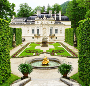 Linderhof Palace Garden Jigsaw Puzzle