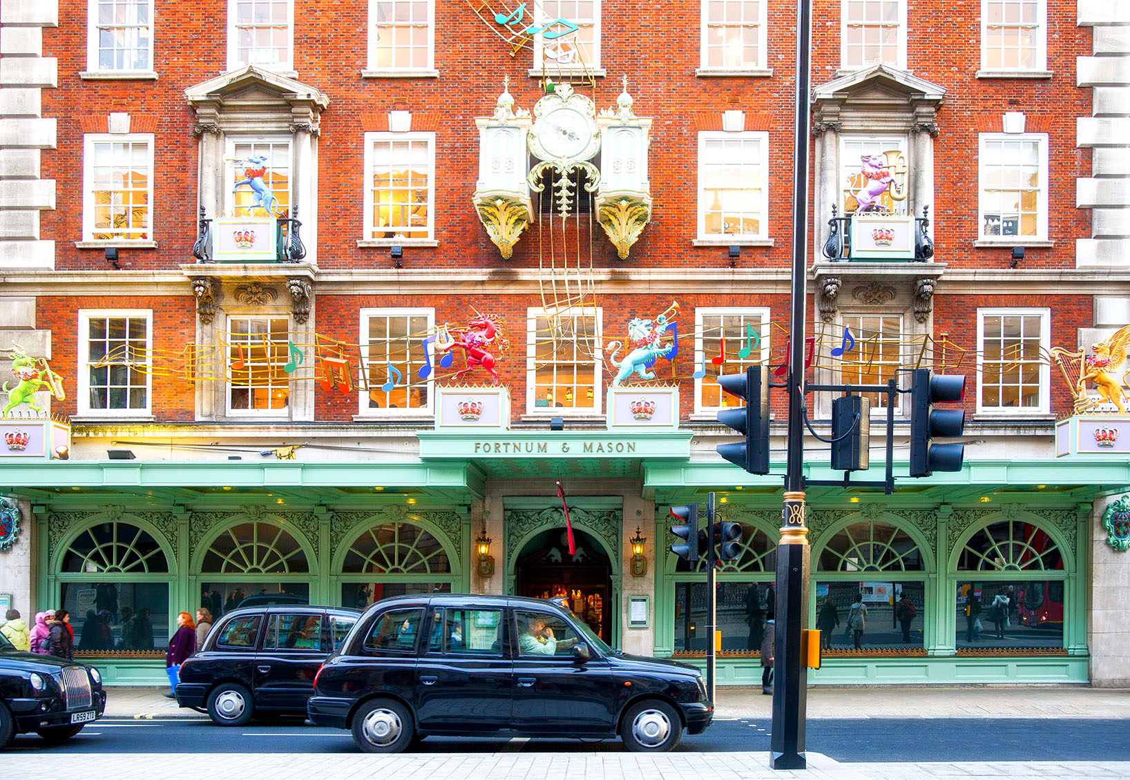 London store jigsaw puzzle