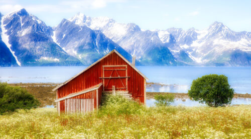 Lyngenfjord Barn Jigsaw Puzzle