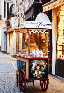 Macaron Cart Jigsaw Puzzle