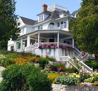 Mackinac House Jigsaw Puzzle