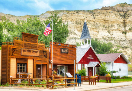 Medora Main Street Jigsaw Puzzle