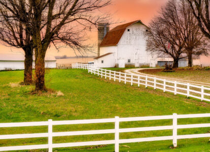 Minnesota Barn Jigsaw Puzzle