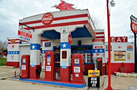 Mobil Service Station Jigsaw Puzzle