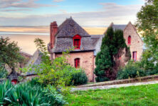 Mont St-Michel Home