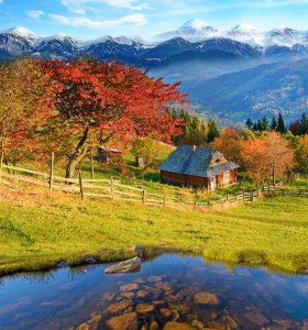 Mountain Cottage Jigsaw Puzzle