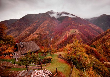 Mountain Home Jigsaw Puzzle