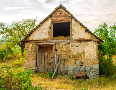 Old Stable Jigsaw Puzzle