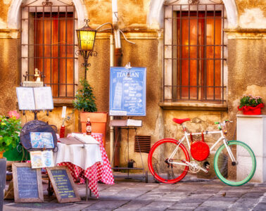 Pisa Cafe Jigsaw Puzzle