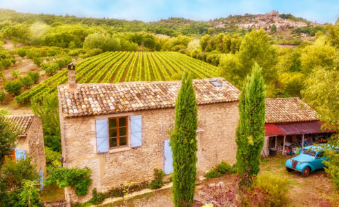 Provence Farmhouse Jigsaw Puzzle