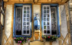 Quimper Windows