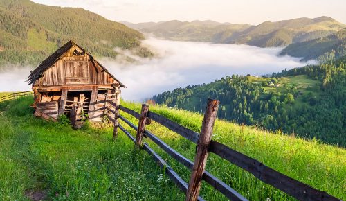 Ramshackle Barn Jigsaw Puzzle