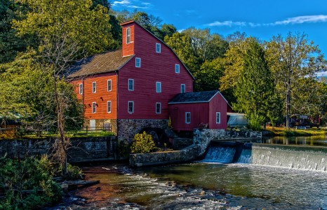 Red Mill Jigsaw Puzzle