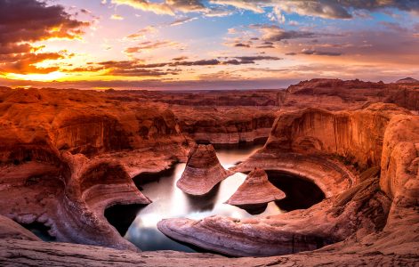 Reflection Canyon Jigsaw Puzzle