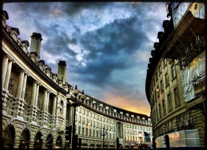 Regent Street Jigsaw Puzzle