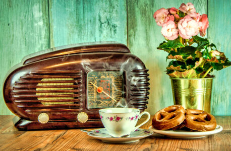 Retro Radio Jigsaw Puzzle