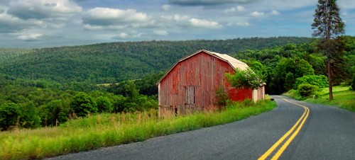 Roadside Barn Jigsaw Puzzle