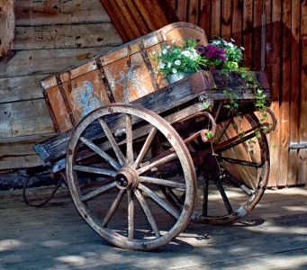 Rosemailing Chest Jigsaw Puzzle